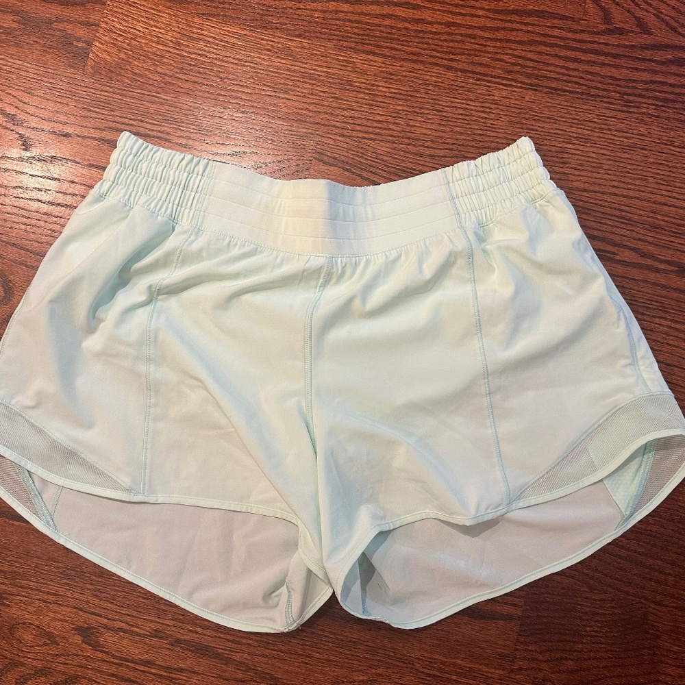 lululemon Hotty Hot High-Rise 4" Lined Short Size 12